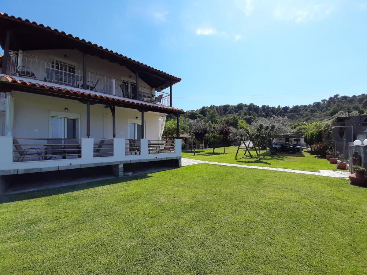 Latoura Studios Ormos Panagias Exteriér fotografie